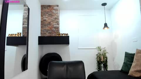    640  200   online show from 13, 9, 2025