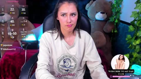 Snapshot of _sophie__miller chatting on 4, 2, 2025 Sophie online show from 4, 2, 2025