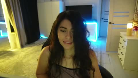 Sophy online show from 3, 2, 2025