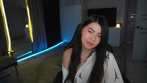 Sophy online show from 6, 2, 2025