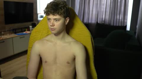 OLIVERpvt is open online show from 14, 3, 2026