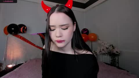 Snapshot of _spicygirl chatting on 31, 10, 2025 Brittany online show from 31, 10, 2025