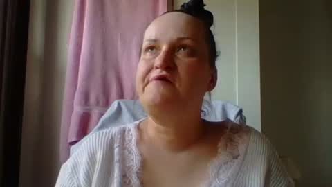 Melisa online show from 9, 3, 2025