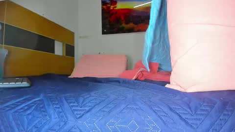 susy online show from 27, 2, 2025