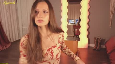 Snapshot of _stella_rose_ chatting on 5, 2, 2025 Stella online show from 5, 2, 2025