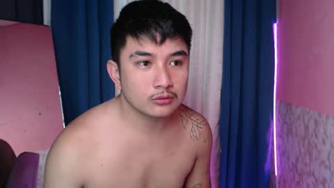 _superhotlatino_ online show from 8, 5, 2026