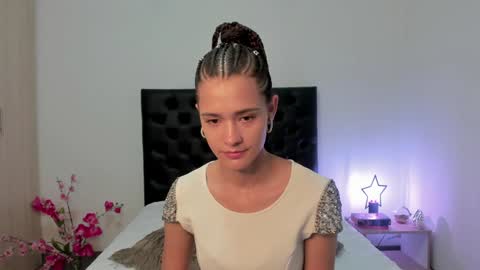 Sussi online show from 11, 1, 2025