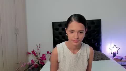 Sussi online show from 12, 2, 2025