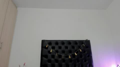 Sussi online show from 22, 2, 2025