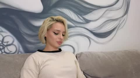 Snapshot of _sweet_gir1 chatting on 2, 12, 2025 _sweet_gir1 online show from 2, 12, 2025