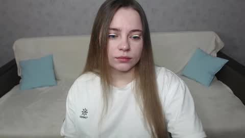 Lana online show from 4, 2, 2025