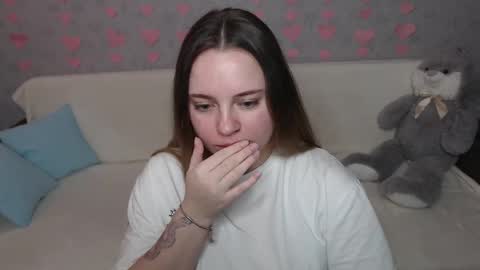 Lana online show from 16, 2, 2025