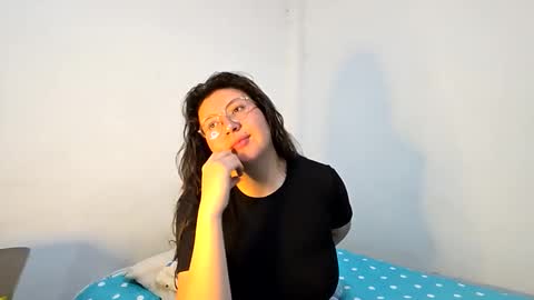 _sweet_melodyy online show from 12, 3, 2026