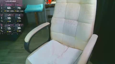 Milana   welcome to my world  online show from 17, 2, 2026