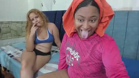 Snapshot of _sweettcandy_ chatting on 7, 10, 2025 _sweettcandy_ online show from 7, 10, 2025