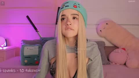 _tammarra_ online show from 12, 2, 2025