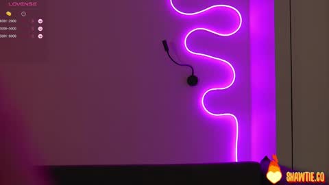 Taylor online show from 4, 2, 2025