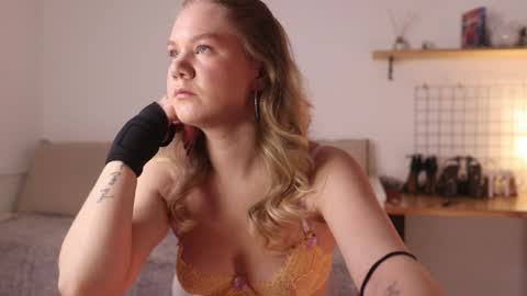 Annie online show from 20, 1, 2025