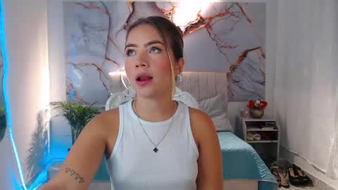 Snapshot of _tiffany1 chatting on 9, 9, 2025 _tiffany1 online show from 9, 9, 2025