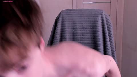 Snapshot of _tokyo_ghoul chatting on 8, 2, 2025 _tokyo_ghoul online show from 8, 2, 2025