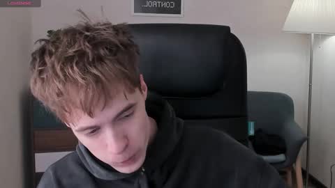 Snapshot of _tokyo_ghoul chatting on 8, 3, 2025 _tokyo_ghoul online show from 8, 3, 2025