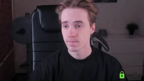 Snapshot of _tokyo_ghoul chatting on 26, 10, 2025 _tokyo_ghoul online show from 26, 10, 2025