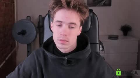 Snapshot of _tokyo_ghoul chatting on 23, 11, 2025 _tokyo_ghoul online show from 23, 11, 2025