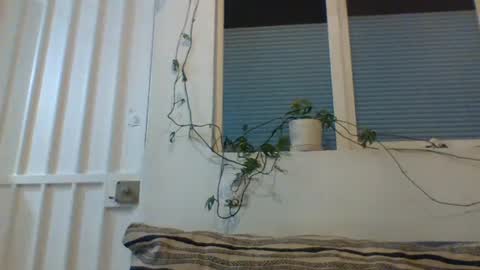 _tutti_frutti_ online show from 8, 2, 2025