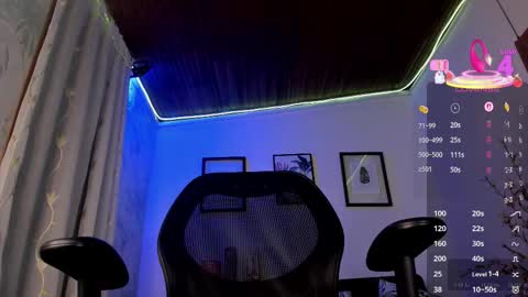 Snapshot of _tyler_joness chatting on 12, 10, 2025 Tyler online show from 12, 10, 2025