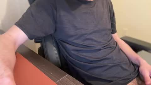 Snapshot of _ur_happy_meal chatting on 31, 3, 2026 DJ online show from 31, 3, 2026
