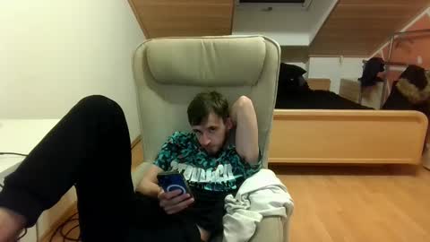 Snapshot of _v_l_a_d_ chatting on 12, 3, 2025 Vlad online show from 12, 3, 2025