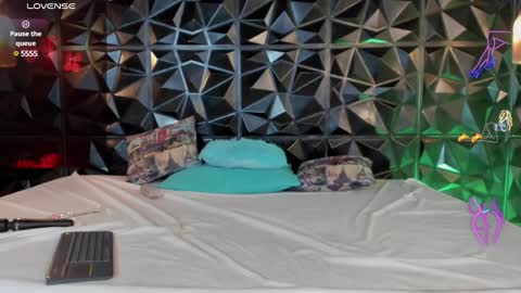 Snapshot of _valentina_69 chatting on 10, 12, 2024 _valentina_69 online show from 10, 12, 2024