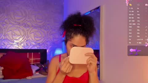 Snapshot of _vennuss_ chatting on 5, 3, 2025 Venus online show from 5, 3, 2025