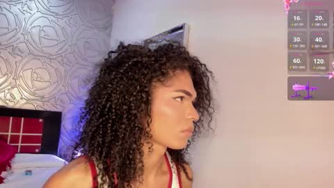 Snapshot of _vennuss_ chatting on 14, 11, 2025 Venus online show from 14, 11, 2025