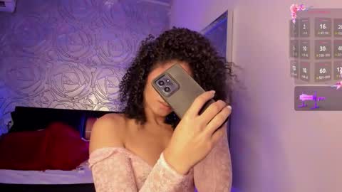 Snapshot of _vennuss_ chatting on 27, 11, 2025 Venus online show from 27, 11, 2025