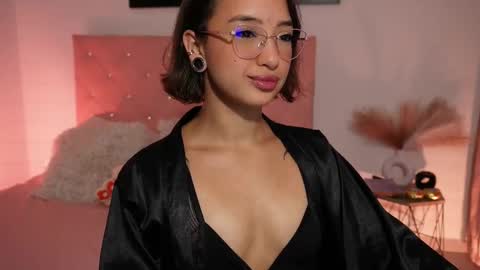 VICTORIA online show from 11, 3, 2025