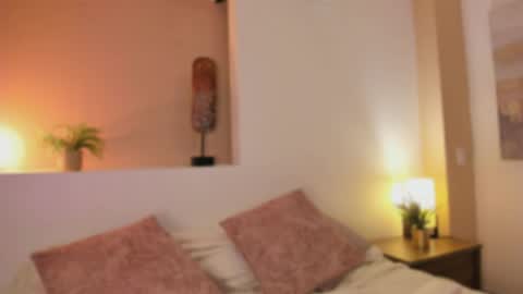 Victoria online show from 21, 4, 2026