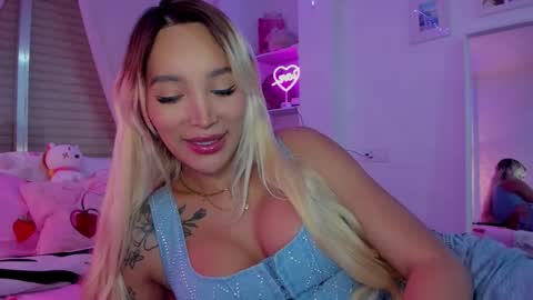   online show from 2, 12, 2025