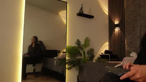   online show from 29, 4, 2026