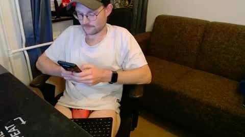 Snapshot of _whoisthatguy_ chatting on 6, 11, 2025 _whoisthatguy_ online show from 6, 11, 2025