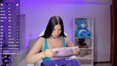 Snapshot of _wtdreamgirl chatting on 12, 5, 2026 Luisa online show from 12, 5, 2026