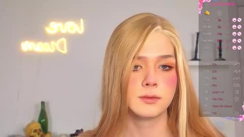 Snapshot of _yourfoxy_ chatting on 16, 10, 2025 LITTLE FOX online show from 16, 10, 2025