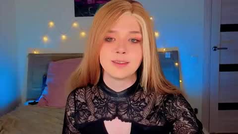 Snapshot of _yourfoxy_ chatting on 18, 1, 2026 LITTLE FOX online show from 18, 1, 2026