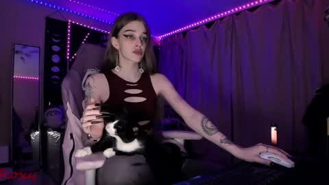 Roxy online show from 29, 4, 2026