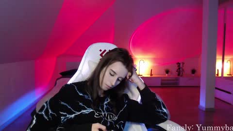 Nicole  Thomas  Dave online show from 10, 12, 2024