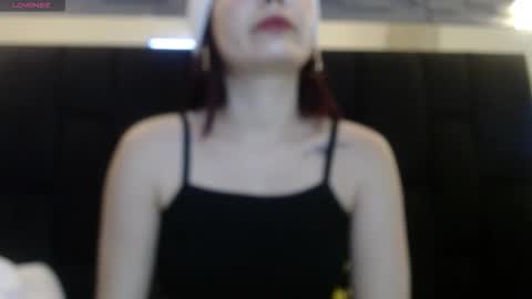 Yuyi online show from 14, 9, 2025