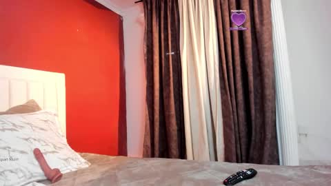 _zoe19_ online show from 21, 11, 2025