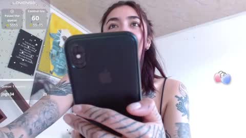 Snapshot of _zoebakers chatting on 1, 6, 2026 Zoe online show from 1, 6, 2026