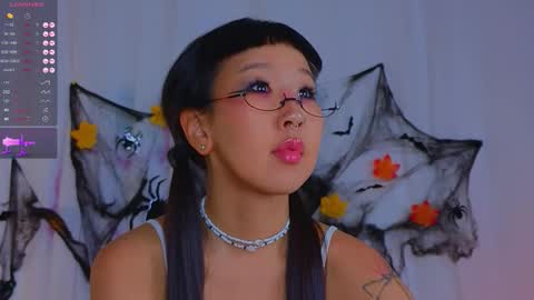 Snapshot of a1ly chatting on 28, 10, 2025 Ally online show from 28, 10, 2025