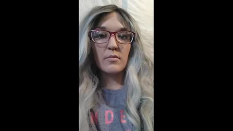 Snapshot of a6909 chatting on 10, 2, 2025 Bree Anna online show from 10, 2, 2025